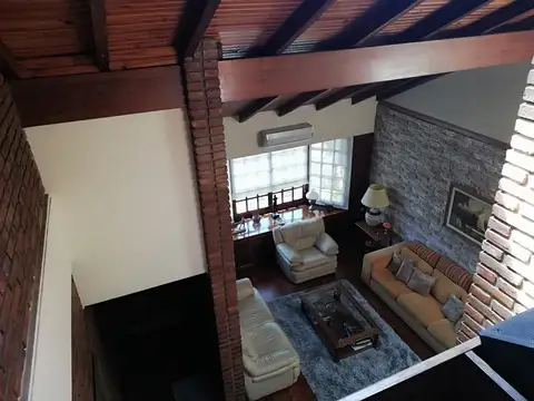 VENTA CASA OLIVO/1 DORM PB/ PILETA JARDIN