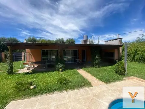 Casa en venta - 1 Dormitorio 1 Baño - Pergamino