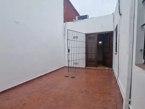 Depto Tipo Casa en Alquiler de 3 ambientes