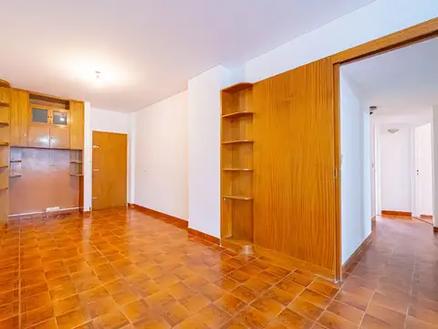 Departamento 4 ambientes con 2 baños