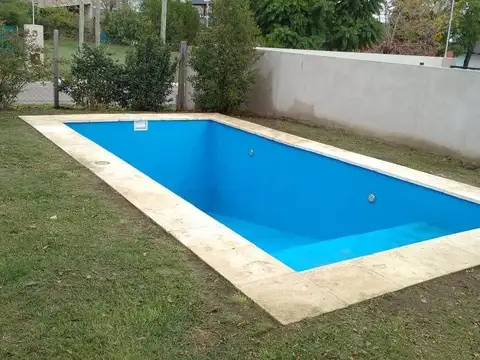 Casa 5 ambientes con 2 baños