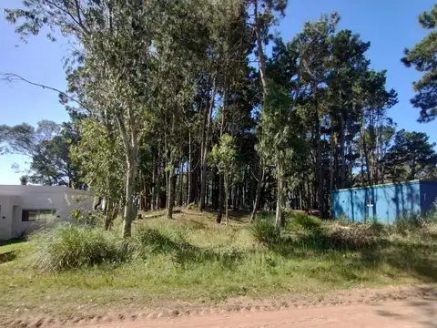 Venta excelente lote de 1900m² en Costa Esmeralda