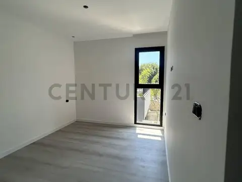 Oficina en Venta en City Bell, USD 245.000