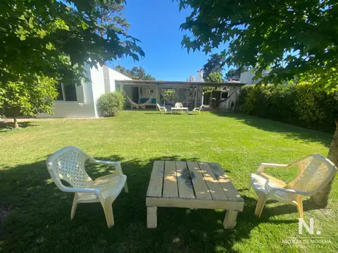 Chalet de 3 dormitorios en alquiler de temporada. Punta del Este