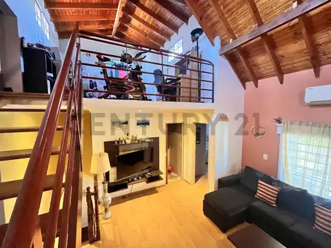 Depto Tipo Casa en Venta 40 años