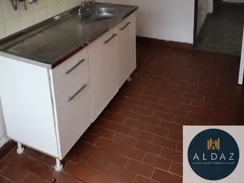 Casa en Alquiler con 1 cochera