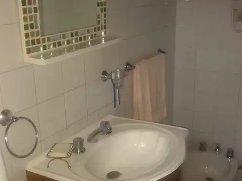 Casa en venta - 2 Dormitorios 1 Baño - 100mts2 - Country Roda, Escobar