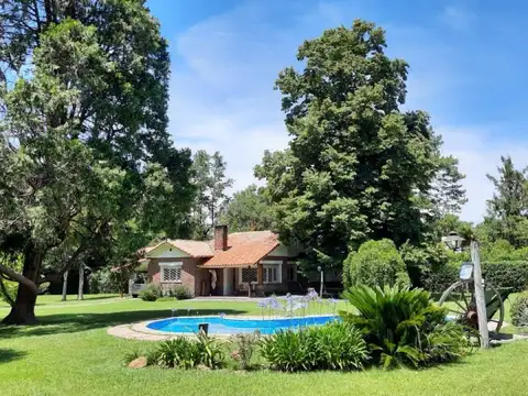 Casa Quinta en venta -3 dormitorios-4 ambientes-pileta-Parque Altavista-Ing Maschwitz-Escobar