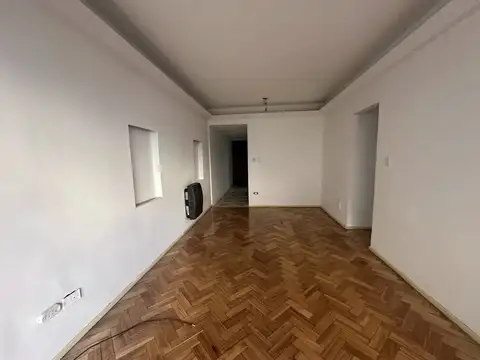 Avenida Juan Bautista Alberdi 4700