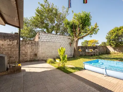 CASA EN VENTA 3 DORMITORIOS EN PEREZ