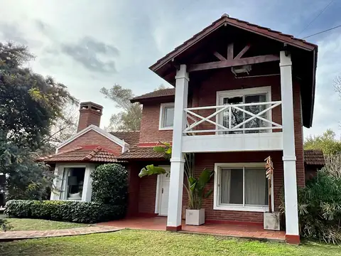 IMPORTANTE CASA EN VENTA CLUB DE CAMPO EL MORO, MARCOS PAZ