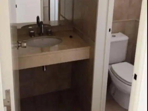 Oficina en Venta con 1 cochera