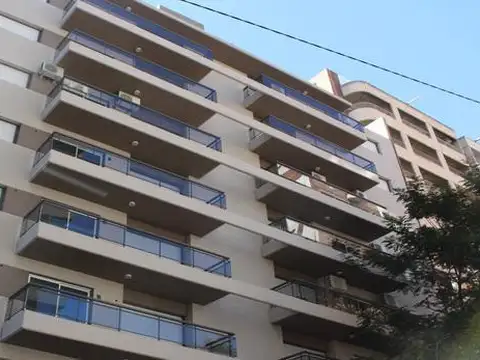BROWN AL 1700 ALQUILER DEPARTAMENTO 1 DORMITORIO CON COCHERA EN ROSARIO BARRIO PICHINCHA