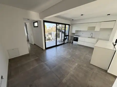 Unicos Departamento 3 amb. a  estrenar con Cochera,  Baulera y Gran terraza propia - Apto Credito