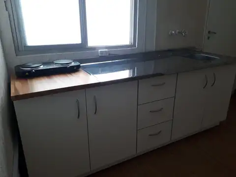 Departamento en Alquiler en Pompeya, $ 290.000