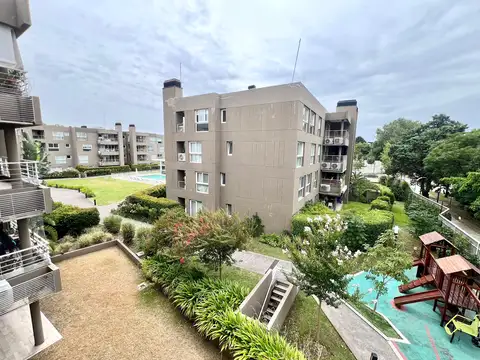 Pasionaria Martínez: Luminoso Depto 2 Amb Plus. Orientado Al Este. con Terraza y Parrilla. Seguridad