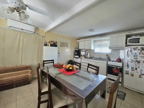 Casa 3 ambientes con 1 baño