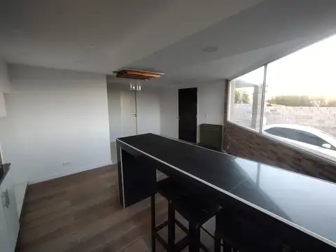 Depto Tipo Casa en Alquiler de 2 ambientes