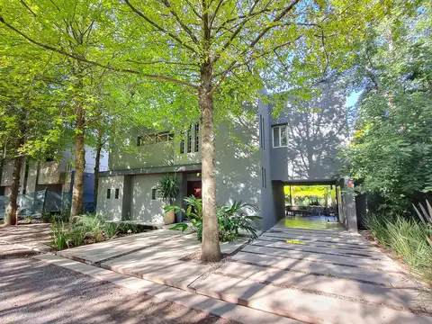 Casa en Venta en Pueblo Esther, USD 285.000