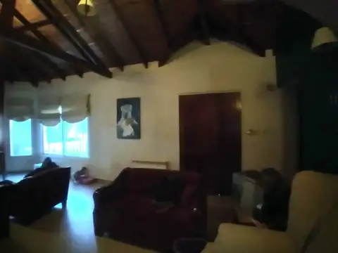 CASA EN VENTA - Excelente lote en esquina de 2.769 m²