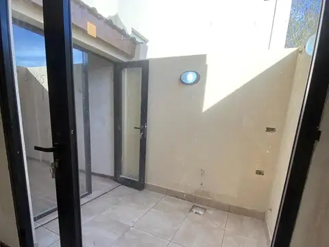 Depto Tipo Casa en Venta en Villa Urquiza, USD 79.000