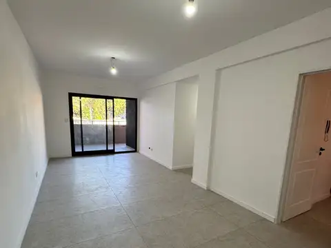 José Pedro Varela 5000, Piso 1