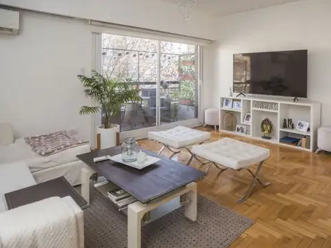 Venta Semipiso 4 Ambientes con dependencia y Cochera Fija. ALTO PALERMO
