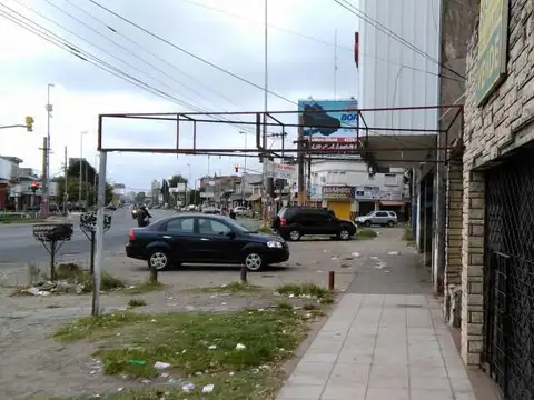 Depto Tipo Casa en Alquiler en Bernal, $ 250.000
