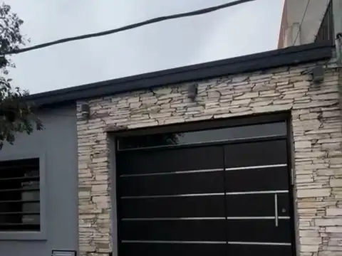 CASA EN VENTA EN CAMPAMENTO