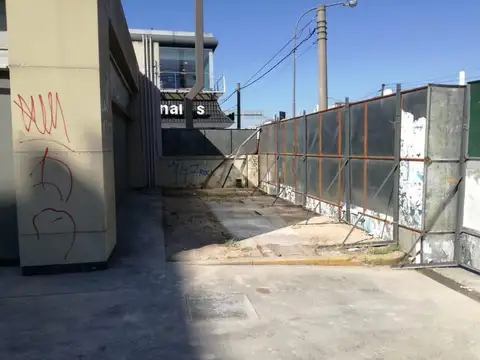 Terreno en Alquiler de 1336,0 m2