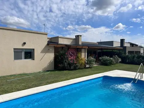 Casa en venta en Barrio Santa Guadalupe 100