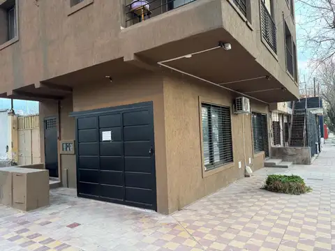 ALQUILER LOCAL COMERCIAL - CONSULTORIO /OFICINA