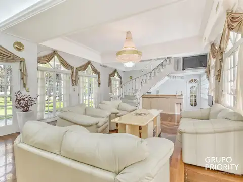 Casa en Venta en Barrio Parque Leloir, USD 2.999.000