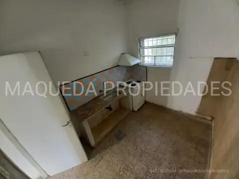 Depto Tipo Casa en Venta 50 años