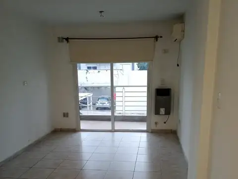 Departamento en Alquiler en Morón, $ 490.000