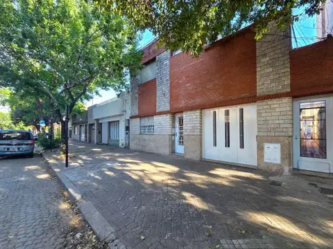 Deán Funes 746