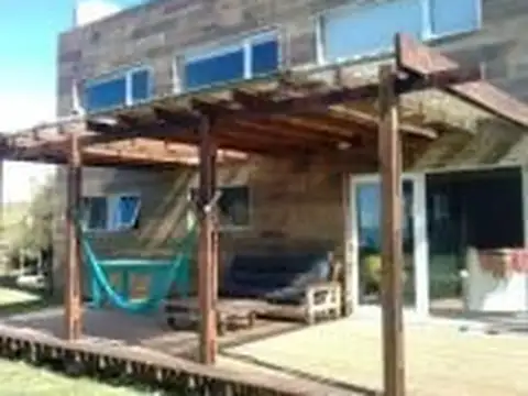 Casa en Alquiler en Los Acantilados, $ 1.000.000