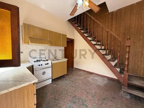 VENTA PH 3 AMBIENTES CON BALCON Y QUINCHO