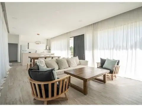 Casa en Venta en Barrio Ecuestre, USD 380.000