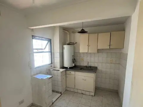 DEPARTAMENTO 3 AMBIENTES EN VENTA – EDIFICIO APOLO