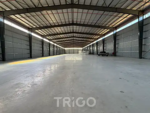 Dos Naves Industriales en alquiler 6280 m2 dentro de predio cerrado en Moreno 7 min de Acceso Oeste