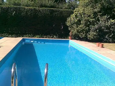 Casa quinta en venta en Lujan