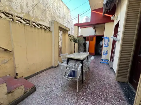 Depto Tipo Casa en Venta 25 años