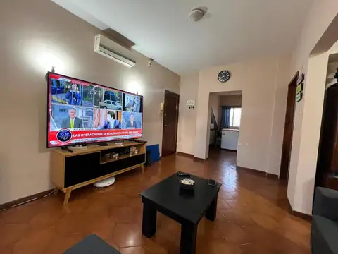 Depto Tipo Casa en Venta de 4 ambientes