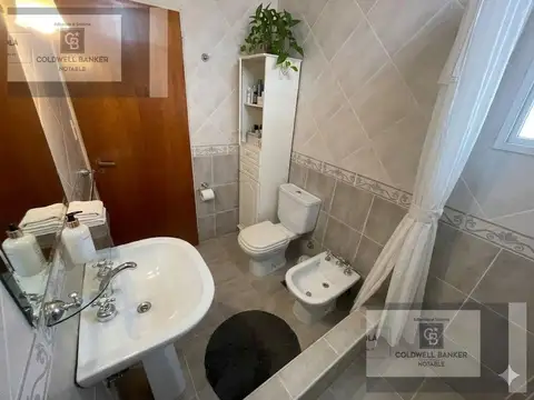 Depto Tipo Casa 4 ambientes con 1 baño