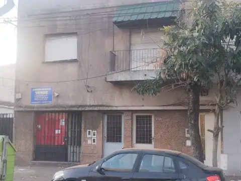 DOS CASAS Y LOCAL A RECICLAR EN ECHESORTU SOBRE SAN JUAN