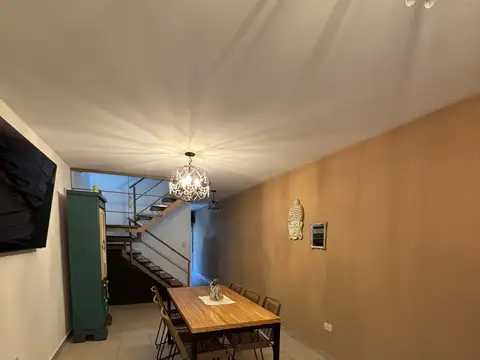 Casa en Venta en Haedo Sur, USD 145.000