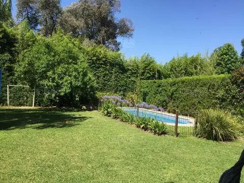 Casa 5 ambientes con 4 baños