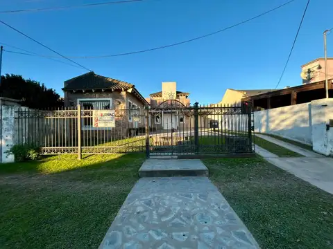 VENTA - CASA EN BARRIO ESCRIBANO