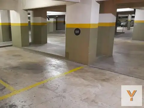 Cochera en venta - 15Mts2 - Retiro
